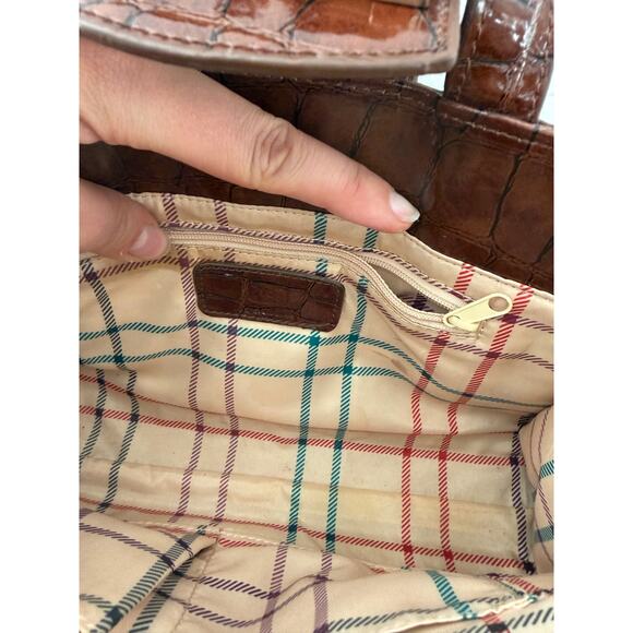 Liz Claiborne Faux Leather Croc Handbag - Picture 5 of 5